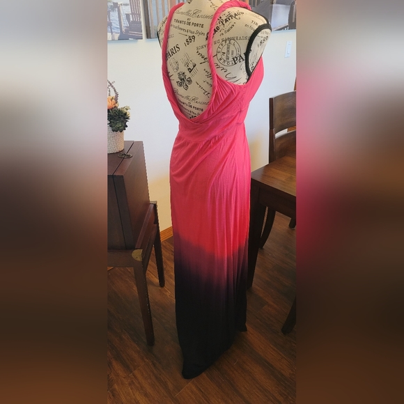 INC International Concepts ||  Deep-V Raspberry Ombre Maxi - Women's Size M - Picture 4 of 10